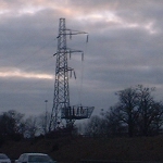 M1, UK: Pylon with both arms on same side, on the route between London and Birmingham [Picture by Flash Wilson]