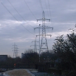 Stratford, UK: Pylons stretching away from the Greenway [Picture by Flash Wilson]